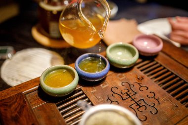 Shen Puer çay demleme işlemi, çay töreni