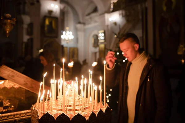 Minsk Belarus Yanuario 2019 Los Ortodoxos Celebran Navidad Iglesia —  Fotos de Stock