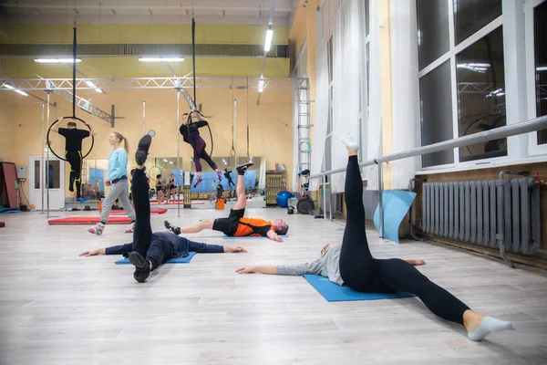 민스크, 벨로루시-18 2 월 2019: 장 대 댄스 교육 — 스톡 사진