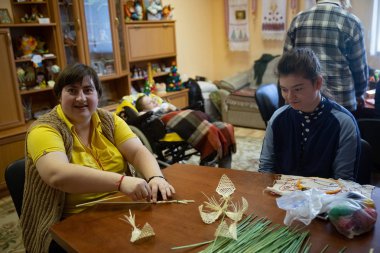 Mnsk, Beyaz Rusya - 24 Mart, 2019: down sendromlu insanlar yapar han