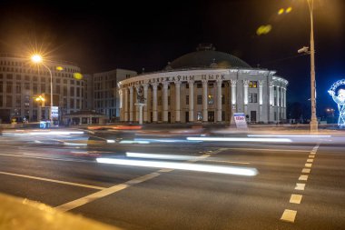 Minsk, Beyaz Rusya - 1 Marth, 2019: Gece Minsk şehir merkezi