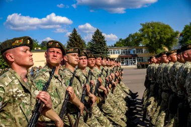 Minsk, Beyaz Rusya - 1 Juny, 2019: Belarus ordusunun askerleri m