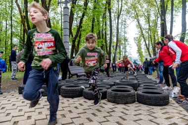 Minsk, Beyaz Rusya - 1 Juny, 2019: çocuklar bir maraton koşmak