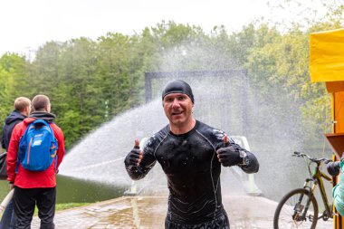 Minsk, Beyaz Rusya - 1 Juny, 2019: Erkekler ve kadınlar maraton koşusu