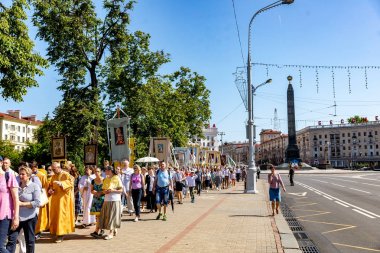 Minsk, Beyaz Rusya - 1 Juny, 2019: hacılar celebraing ve dua d