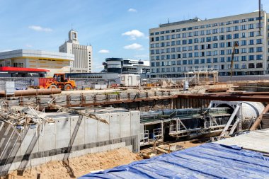 İnşaatta metro tüneli