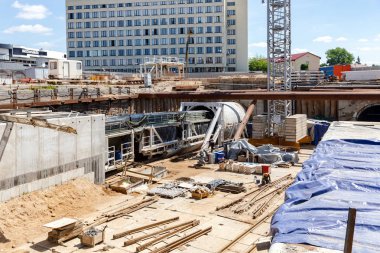 İnşaatta metro tüneli