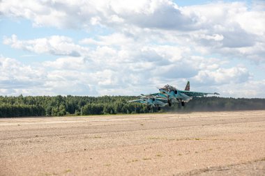 Minsk, Beyaz Rusya - 3 Ağustos 2019: Rusya Hava Kuvvetleri ve Belorussi