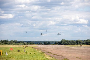 Minsk, Beyaz Rusya - 3 Ağustos 2019: Rusya Hava Kuvvetleri ve Belorussi