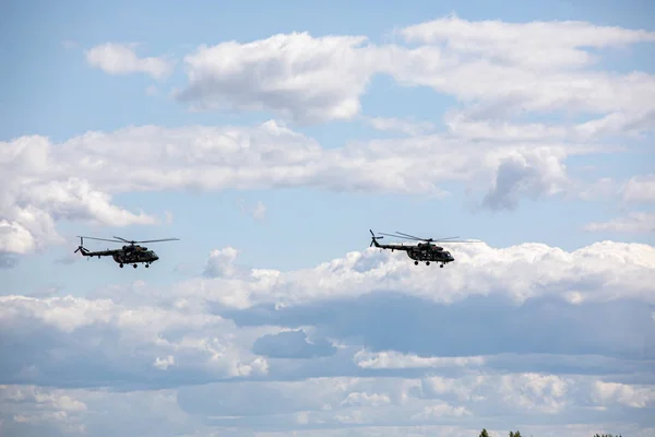 Minsk, Beyaz Rusya - 3 Ağustos 2019: Rusya Hava Kuvvetleri ve Belorussi — Stok fotoğraf