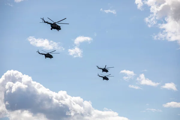 Minsk, Bělorusko-3. srpna 2019: ruské vzdušné síly a Belorussi — Stock fotografie