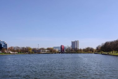 Güzel şehir manzarası kaynak suyu manzarası