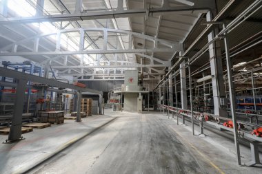 Var olan seramik fayans fabrikası