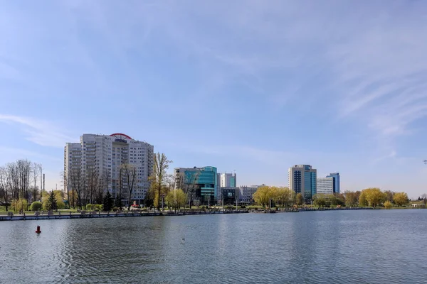 Hermoso Paisaje Ciudad Vista Agua Manantial — Foto de Stock