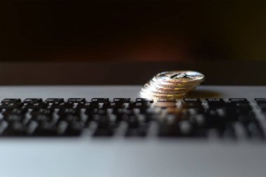 Klavye gümüş bitcoin