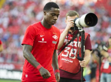 Rusya, Moskova, Ağustos 2017: İleri, Spartak futbol kulübü Quincy Promes