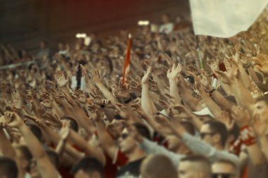 Stadyum podyumda alkışlar futbol taraftarları