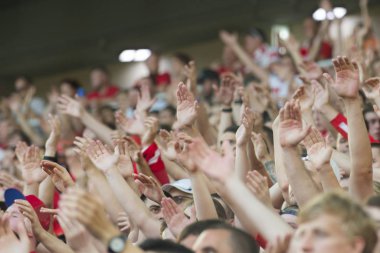 Stadyum podyumda alkışlar futbol taraftarları