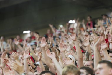 Stadyum podyumda alkışlar futbol taraftarları