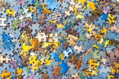 bir bulmacanın parçaları