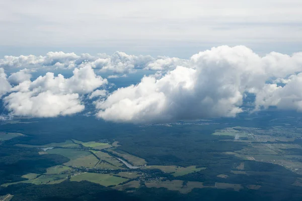 Muchas Nubes Fantástico Cielo Azul —  Fotos de Stock