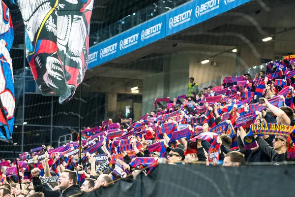 Rusya, Moskova, Mayıs 2018: Cska Moskova (Moskova) - Arsenal (Tula arasında Rus Futbol Şampiyonası Maç sırasında Cska futbol kulübü (Moskova) hayranları)