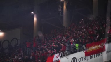 Rusya, Moskova, 11 Mart 2018: Spartak Moskova futbol kulübü Rusya Premier Ligi Spartak (Moskova) - Ska (Khabarovsk maç hayranları)