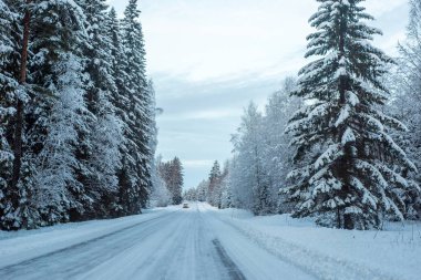 kar ülkede yol Finlandiya