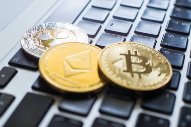 cryptocurrency paralar - dalgalanma, Bitcoin, Ethereum