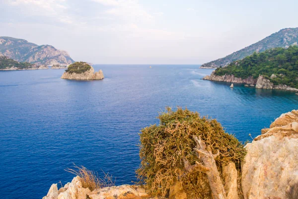 denizin İçmeler Türkiye dağlarının güzel sahne