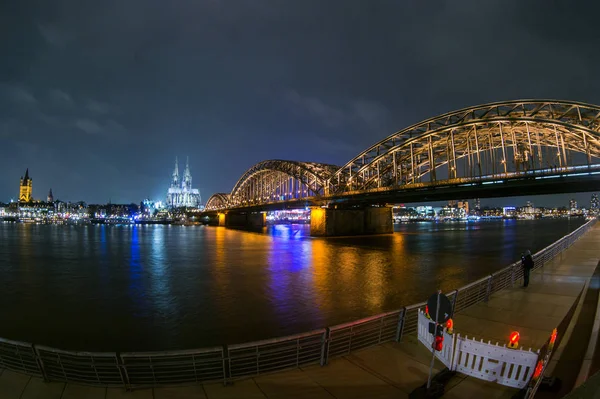 Vista Catedral Colonia Puente Hohenzollern Alemania — Foto de Stock