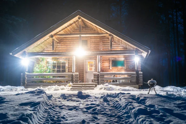 Una Casa Solitaria Bosque Pinos — Foto de Stock