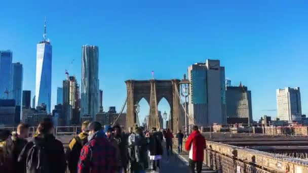 Usa New Tork December 2018 Walking Crowds Tourists Brooklyn Bridge — Stock Video