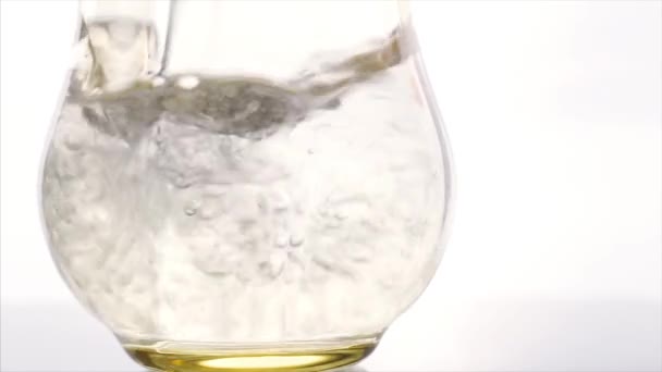 Eau Verser Dans Verre — Video