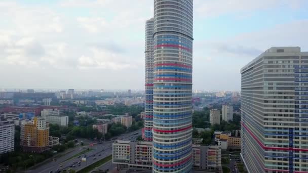 Complejo Residencial Vista Tricolor Desde Parte Superior — Vídeos de Stock