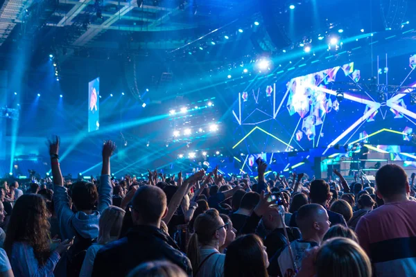 Rusia Moscú Los Fans Concierto Del Grupo Favorito Manos Arriba — Foto de Stock