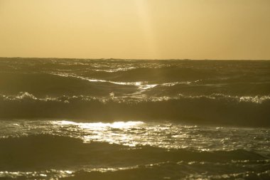 Falasarna, Yunanistan, Girit plajında dalgalar