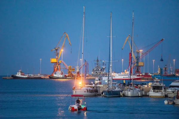 Grèce Crète Août 2018 Vieux Port Vénitien Avec Bateaux Héraklion — Photo