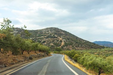 Girit dağ yolları