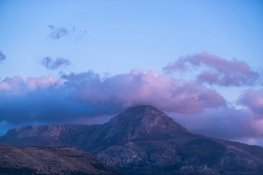 Girit Falasarna sahilde Dağ