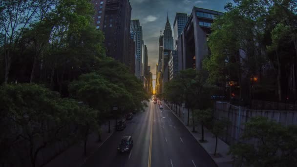 Upływ Czasu Zachód Słońca Nad 42Nd Street Kolorowych Świateł Ruchu — Wideo stockowe