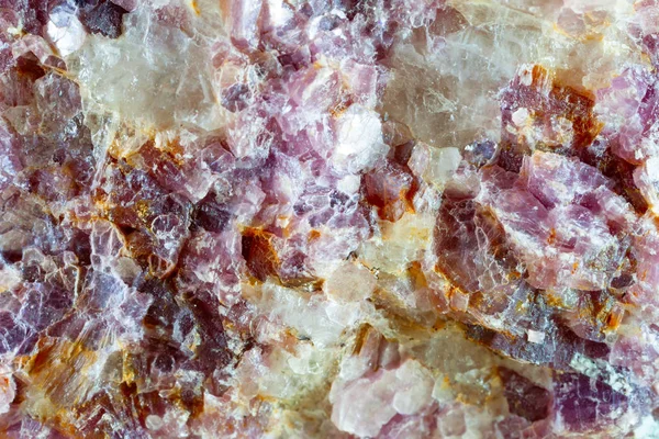 Lepidolite mineral. A textura do mineral. Macro tiro de pedra preciosa natural. O mineral cru. Contexto abstrato . — Fotografia de Stock