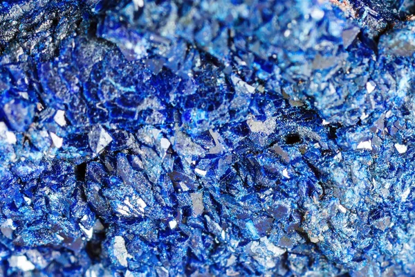 Azurite mineral. A textura do mineral. Macro tiro de pedra preciosa natural. O mineral cru. Contexto abstrato . — Fotografia de Stock