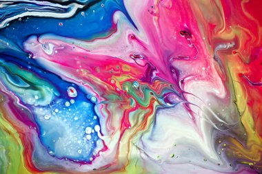 Soyut çok renkli boya arka plan. Mermer desenli akrilik doku. Duvar kağıdı. Boyaları karıştırıyorum. Modern sanat.