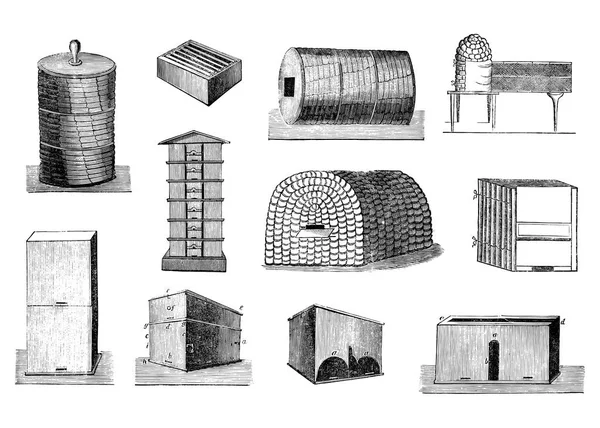 Conjunto de dibujos vectoriales vintage o ilustraciones de grabado antiguo de varias colmenas de abejas o herramientas de apicultura . — Archivo Imágenes Vectoriales