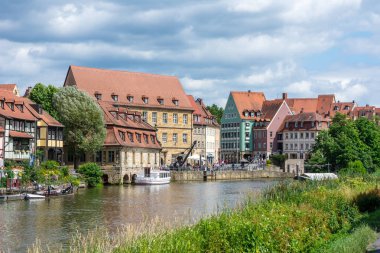 Bamberg, Almanya - 19 Haziran: Balıkçı evlerden Klein-Venedig (Little Venice) Bamberg, Almanya için 19. yüzyılda üzerinde 19 Haziran 2018.