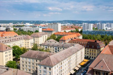 Apartman blokları Dresden (Saxony, Almanya üzerinden havadan görünümü)