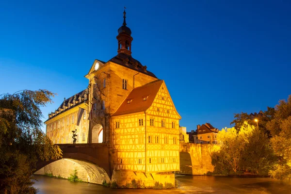 Verlichte Historische Stadhuis Van Bamberg Gebouwd 14E Eeuw — Stockfoto