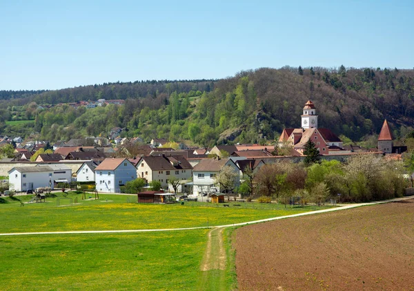 Dollnsteinu obec v Bavorsku — Stock fotografie