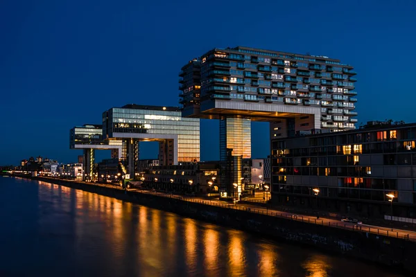 Illuminated crane houses in Cologne — Stock Photo, Image